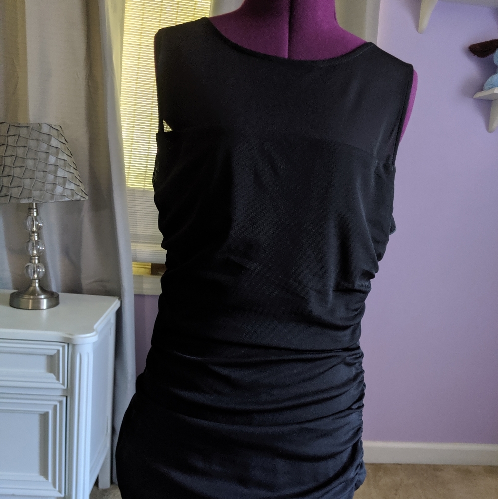Rouched side black white House Black Market blouse